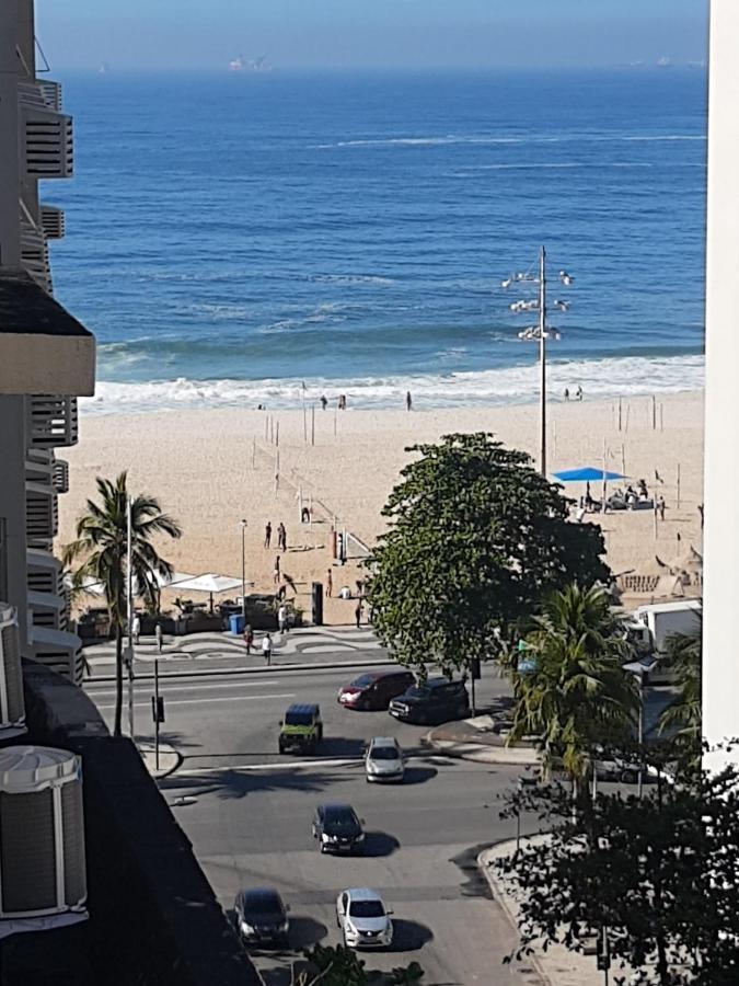 Familia Copacabana Apartemen *